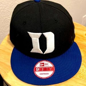 Men Duke New Era universal SnapBack  gently used no returns